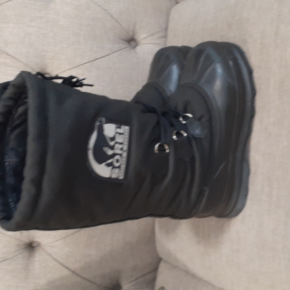 Sorel Kaufman woman's black snow boots size 7 - Picture 2 of 16